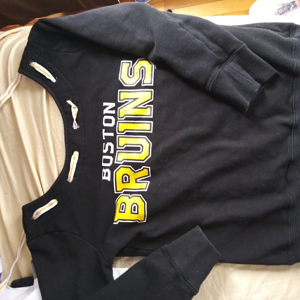 Boston sweater